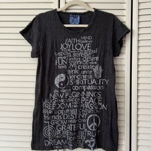 Gray Graphic Tee crinkled cotton with Inspirational Words. Size M